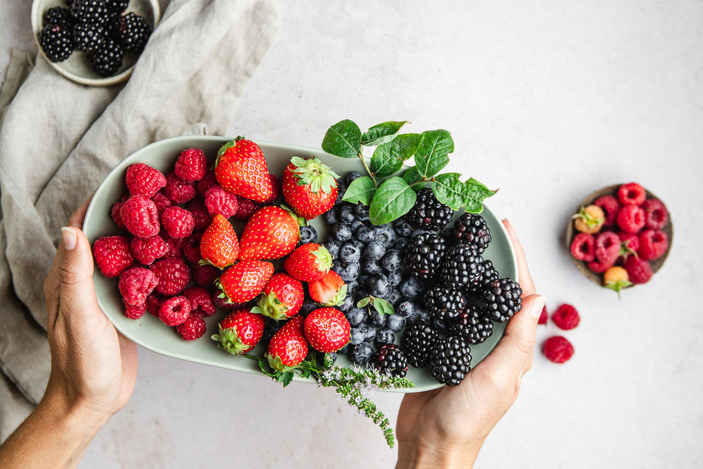 Antioxidants: Their Benefits for Your Skin (And the Foods You Should Eat)